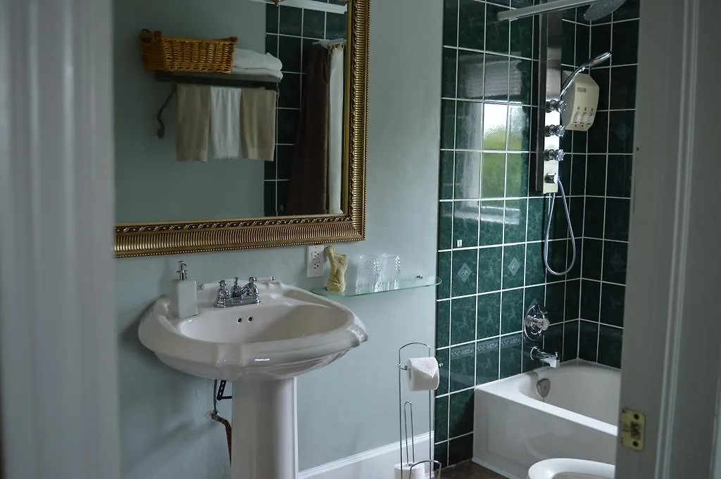 Ascendence Halifax Bed And Breakfast
