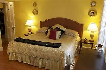 Ascendence Halifax Bed And Breakfast 4*,